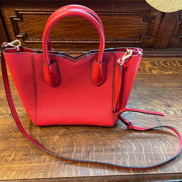 MICHAEL KORS Bright Red Leather Crossbody - Picture 12 of 14